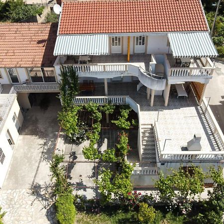 Rasin Apartments Pakoštane Exteriör bild