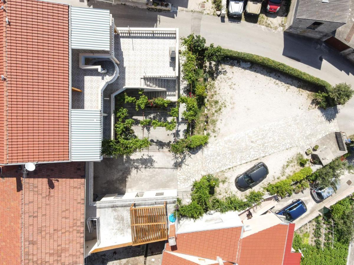 Rasin Apartments Pakoštane Exteriör bild