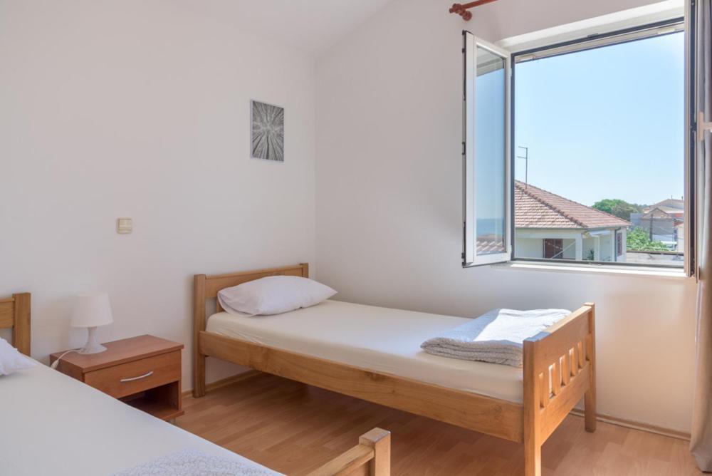 Rasin Apartments Pakoštane Exteriör bild